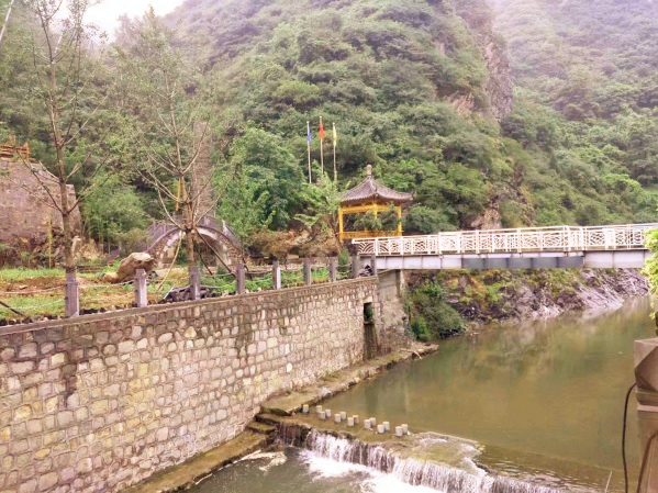 蓝田汤峪湖拓展训练基地